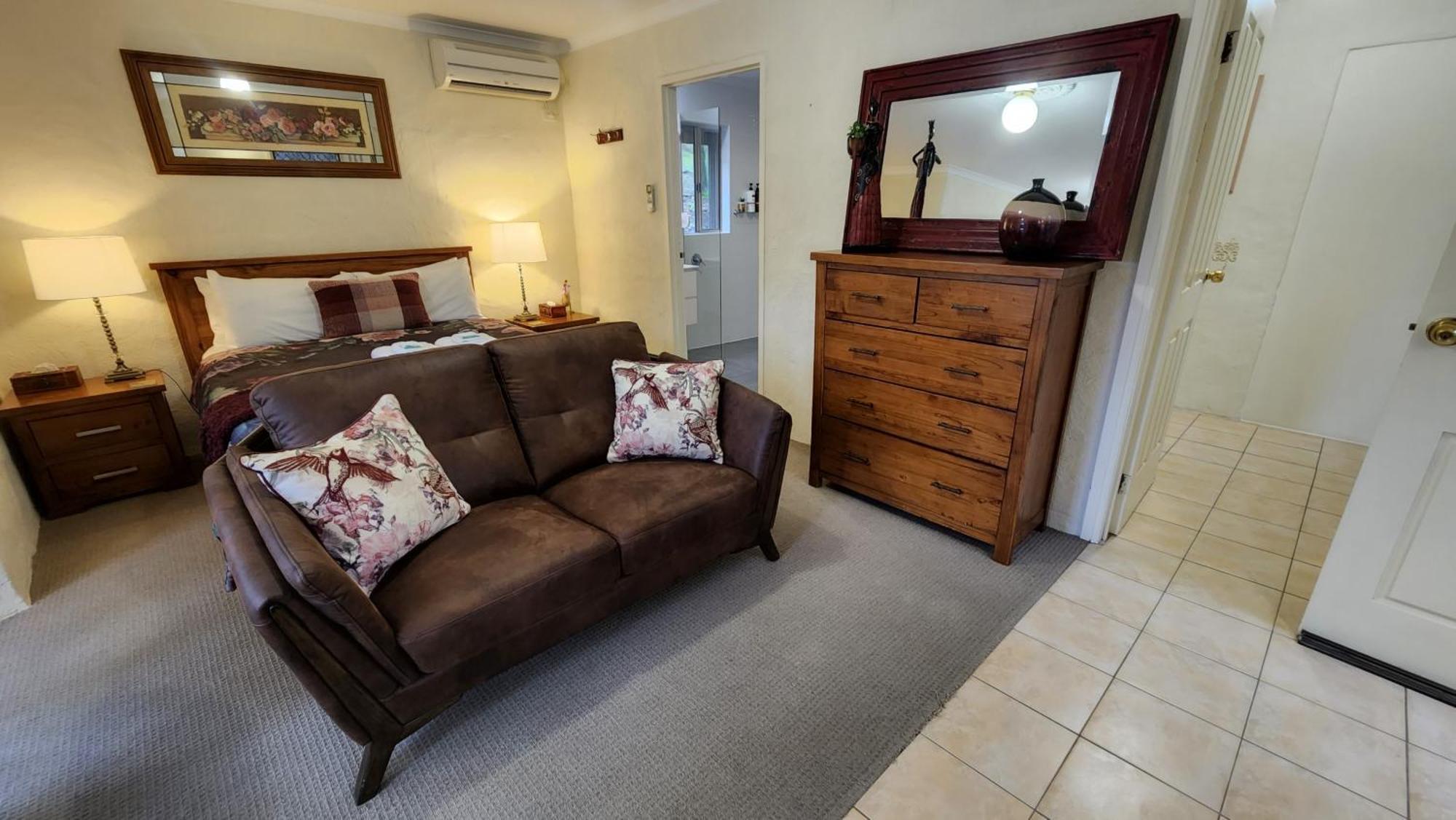 Riesling Trail & Clare Valley Cottages Quarto foto