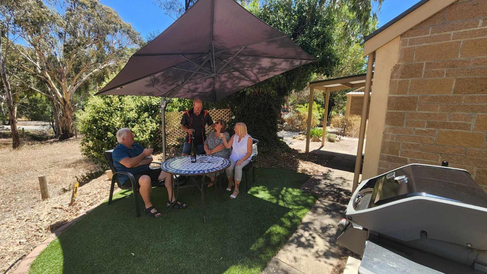 Riesling Trail & Clare Valley Cottages Quarto foto